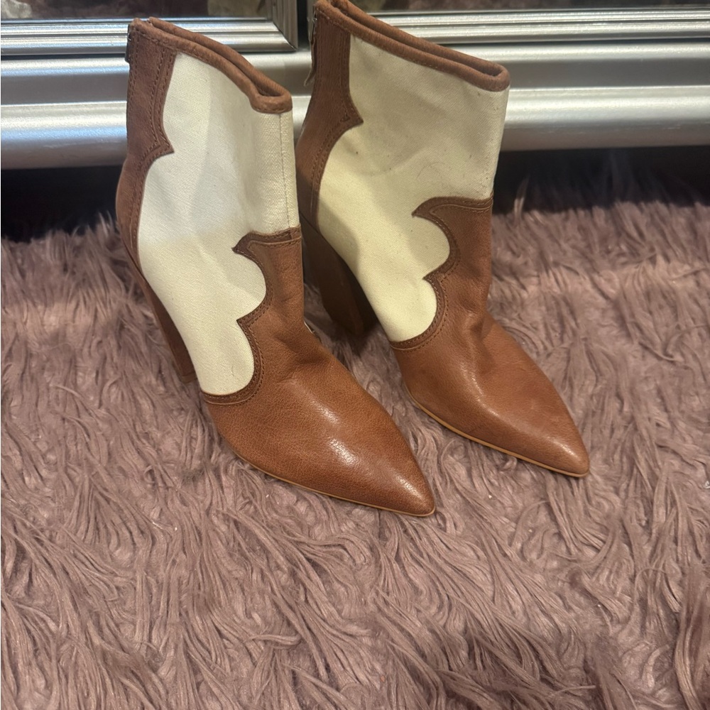 Dolce Vita Tan and Cream Heeled Boots